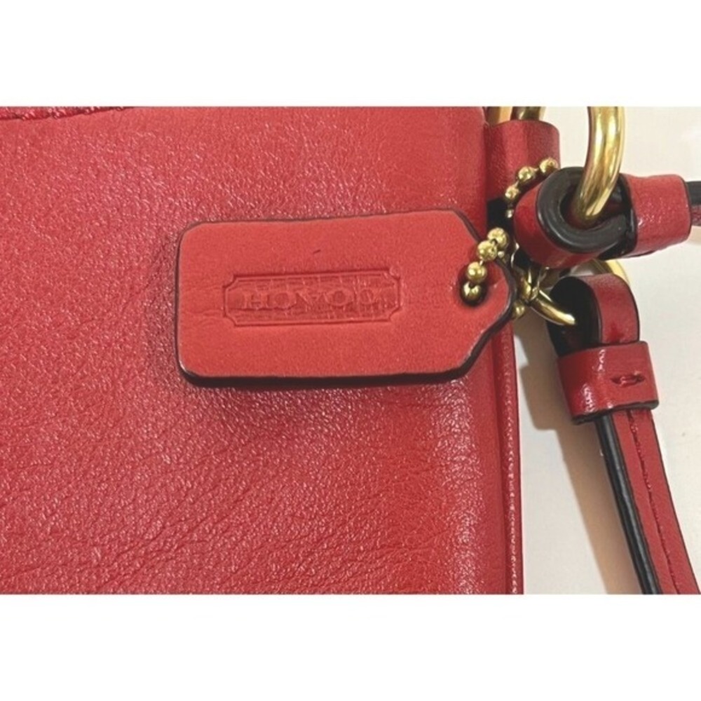 Coach New York Red Leather Wristlet Clutch Bag Gold Hardware 6" X 4" Card Slots - Picture 5 of 6